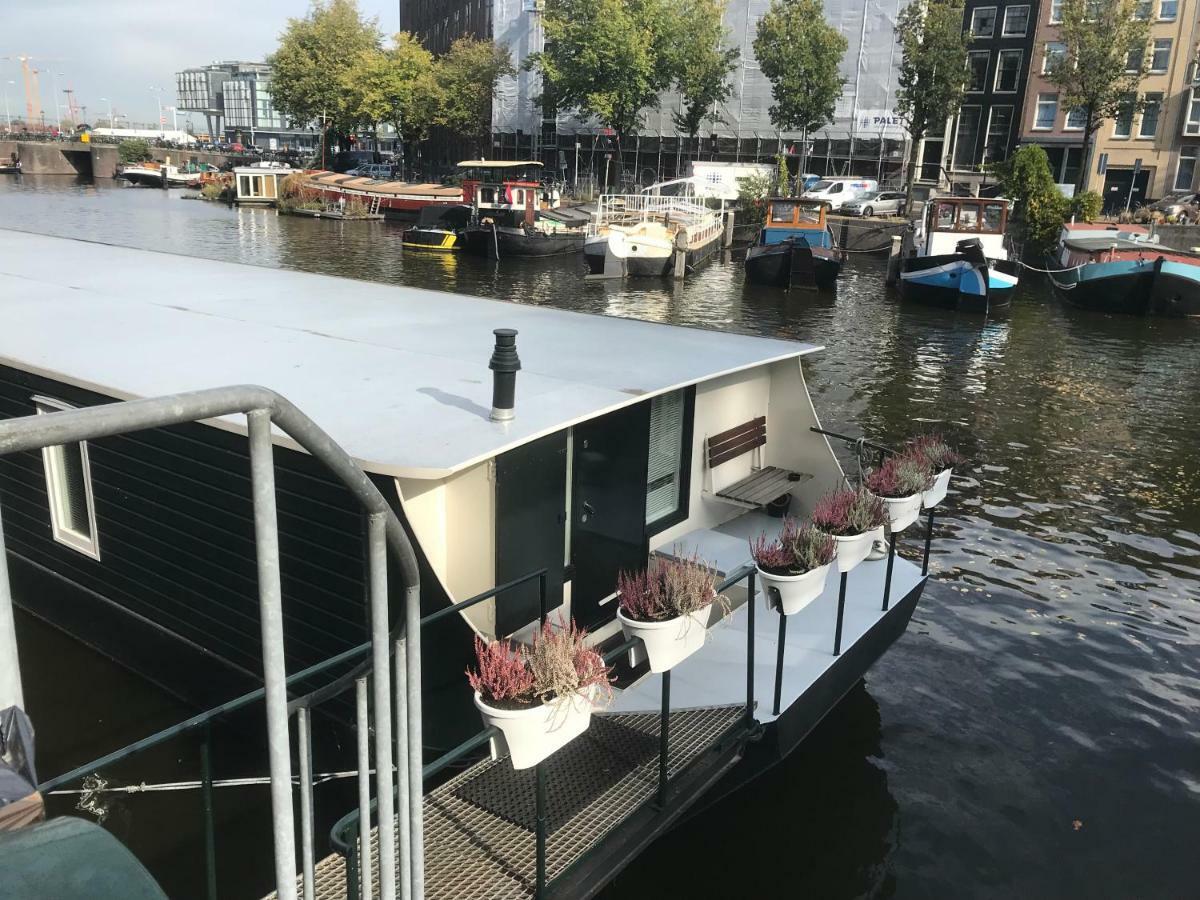 Boat No Breakfast Hotel Amsterdam Bagian luar foto
